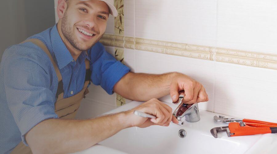 Local tankless water heater installation in Easton, IL